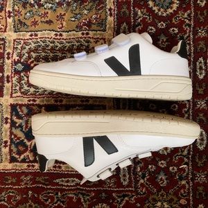 Veja VELCRO V Lock Leather Extra White/Black NEW